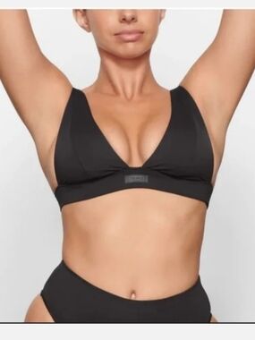 SKIMS Plunge Bikini Top Size Large Black Onyx